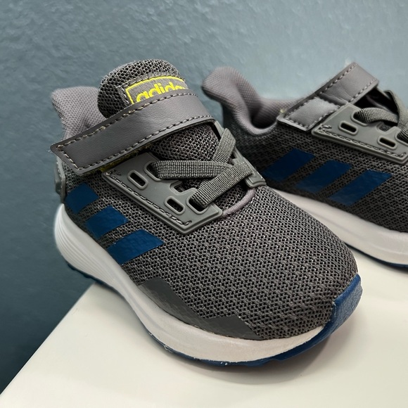 Baby Adidas Shoes 5k, without shoe box - Picture 5 of 6